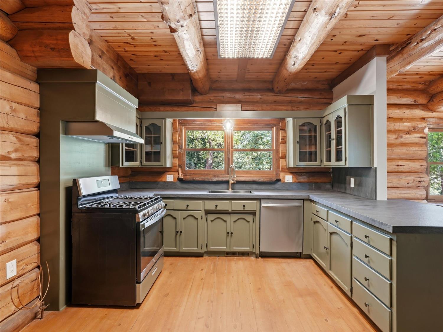 36488 Fine Gold Creek Drive