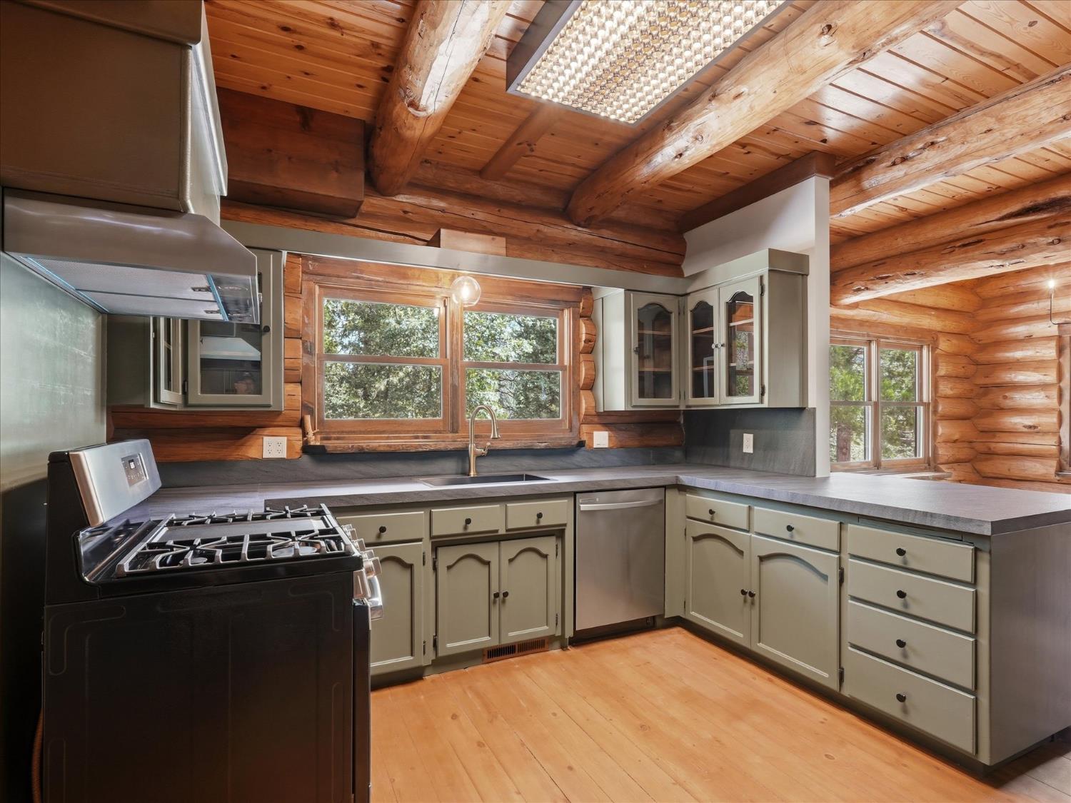 36488 Fine Gold Creek Drive