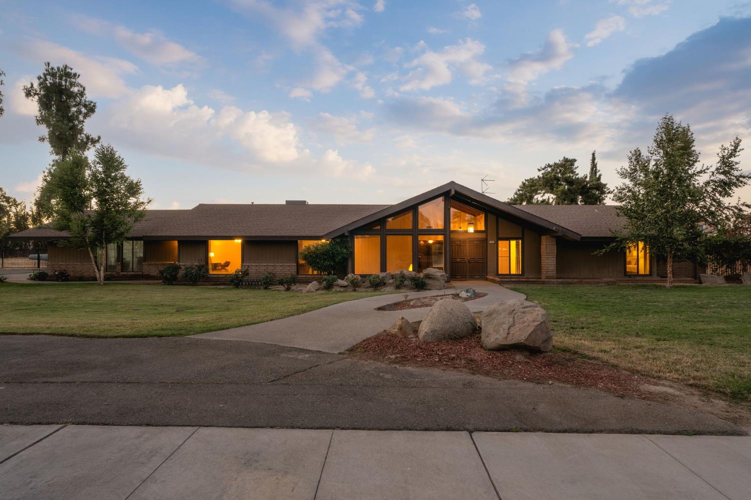 14410 W Kearney Boulevard