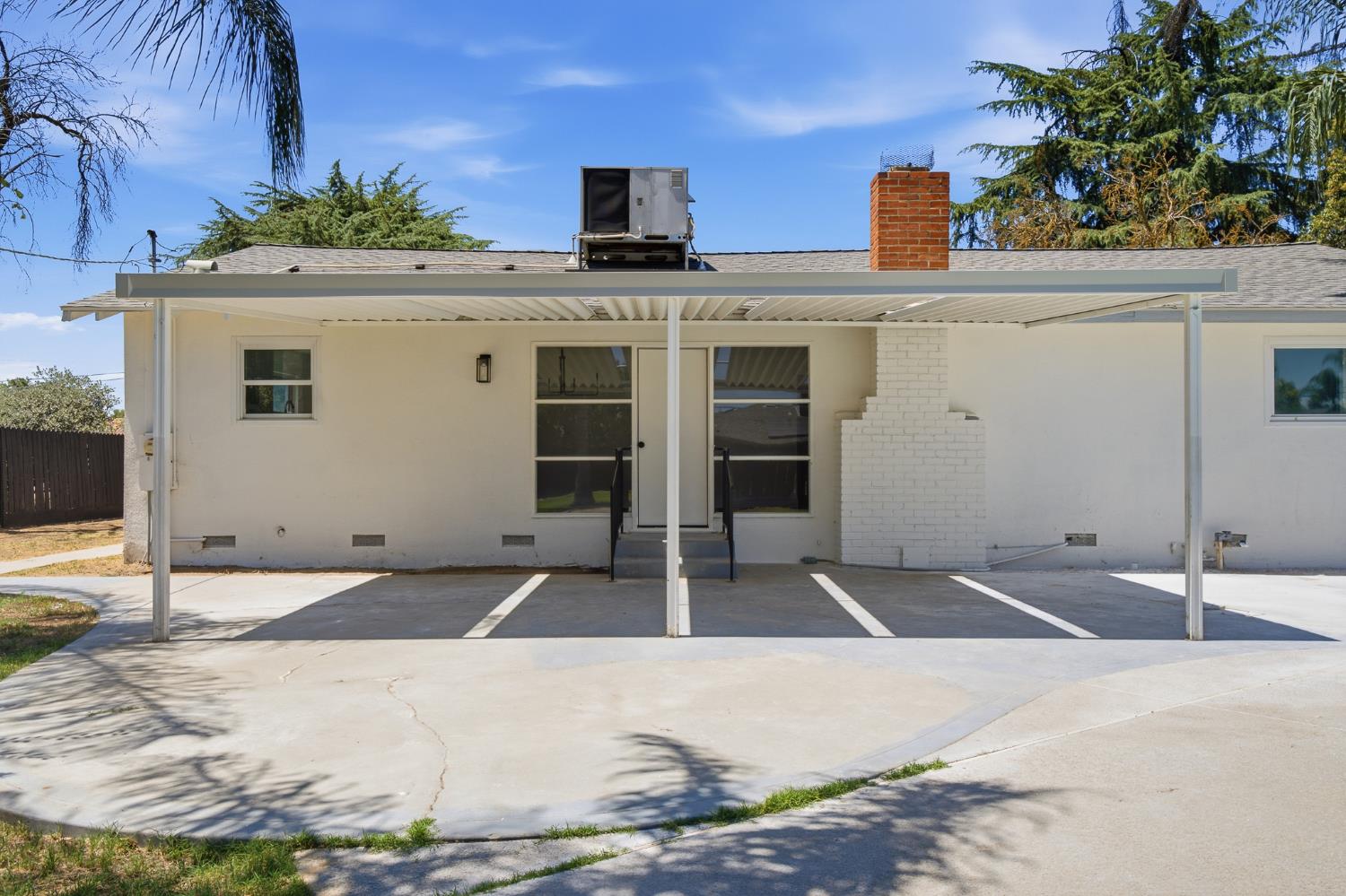 234 N Caesar Avenue