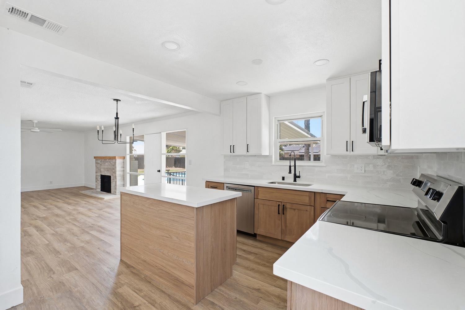 234 N Caesar Avenue