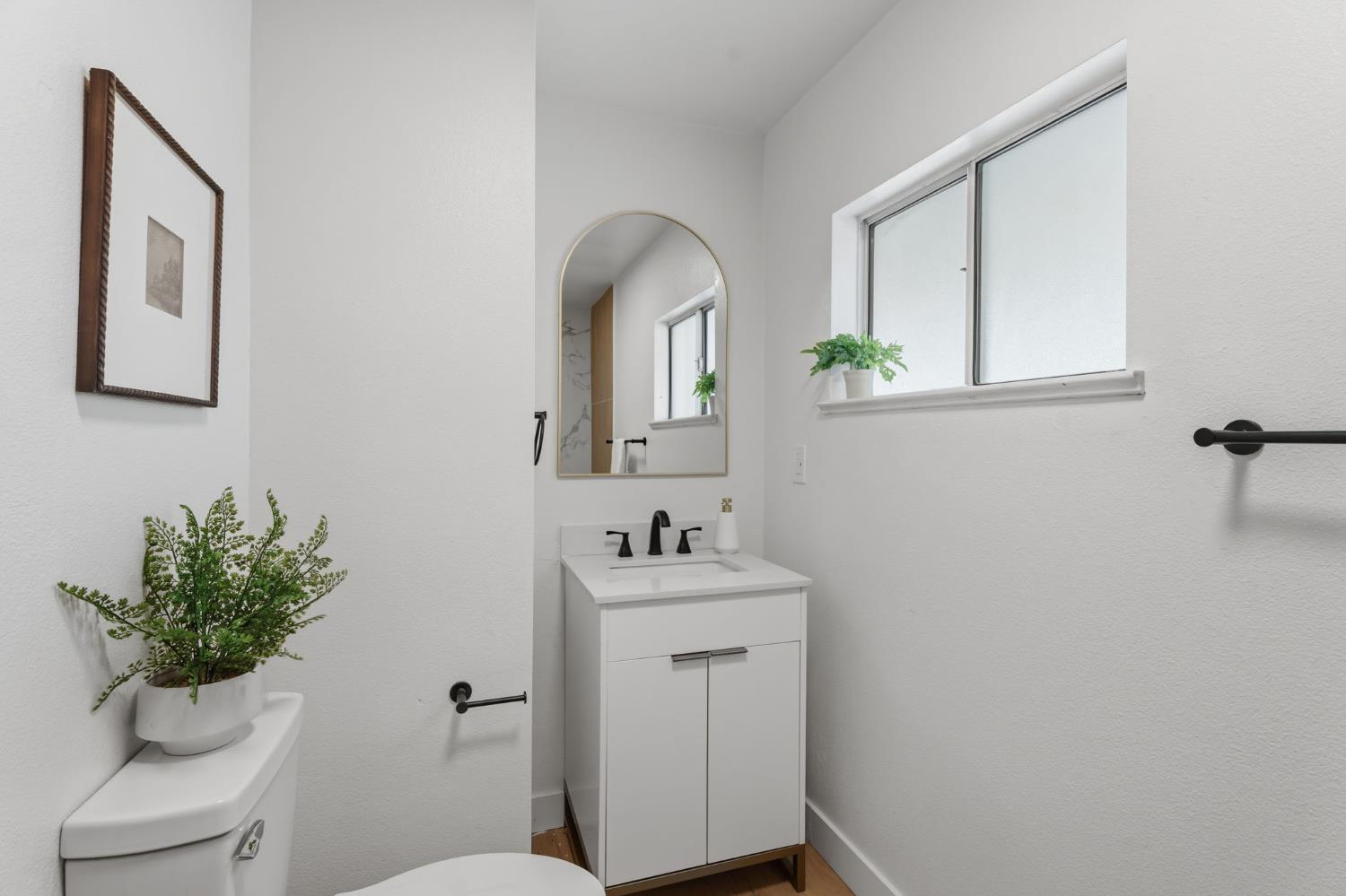 24309 Avenue 23 1/2