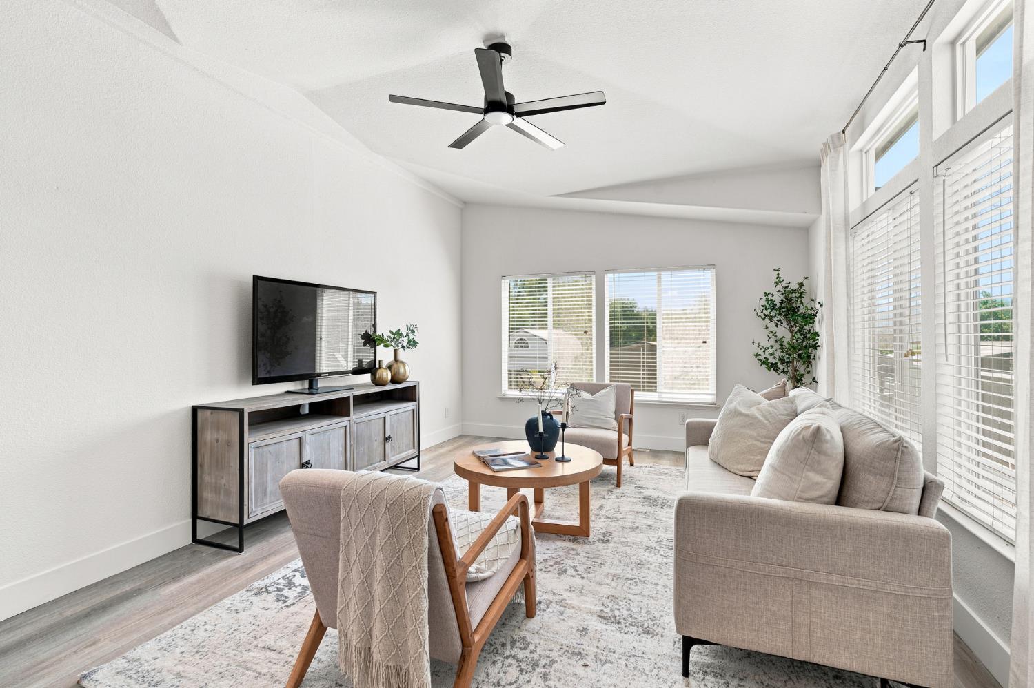 40869 Road 425a