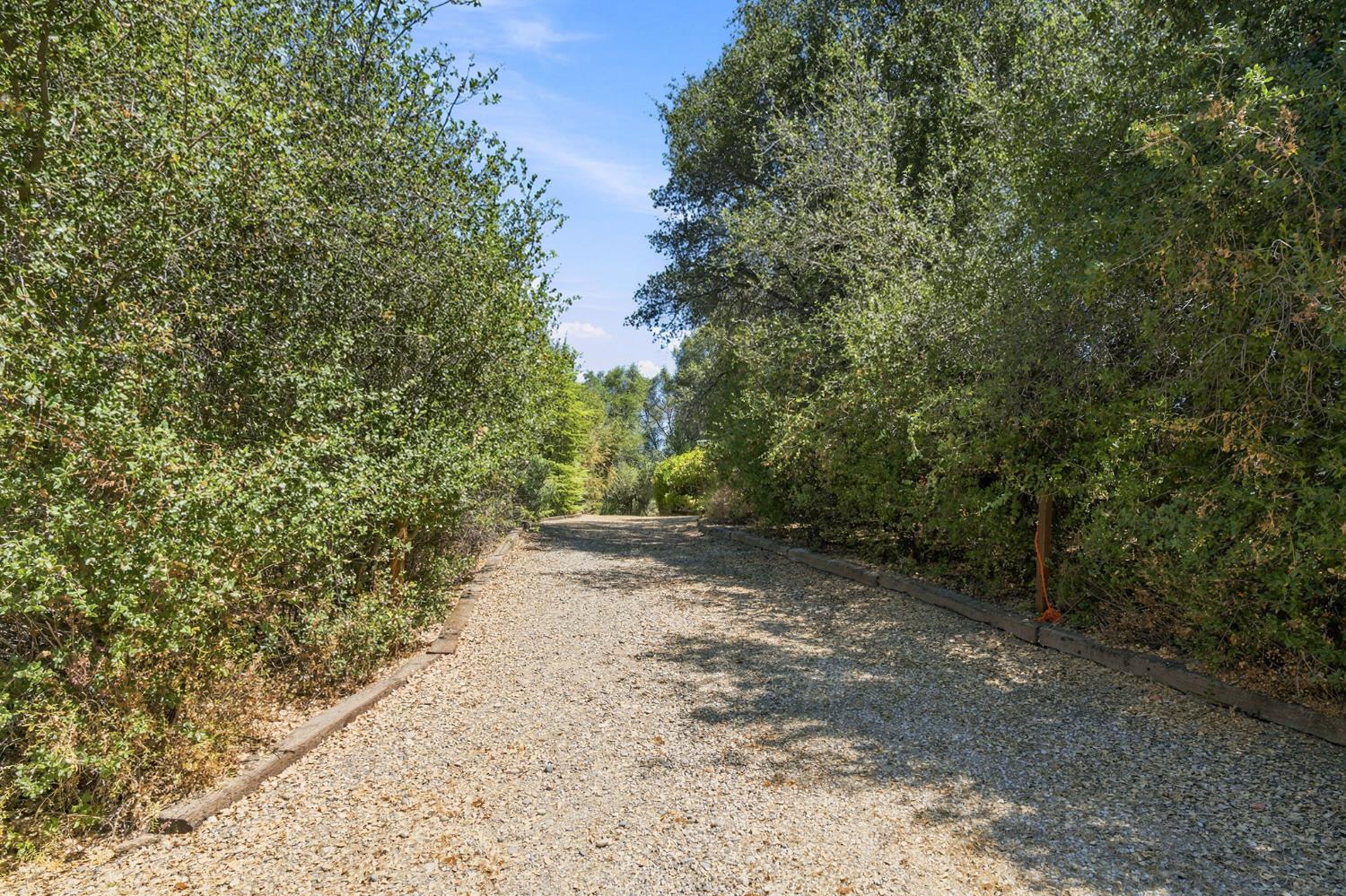 40869 Road 425a