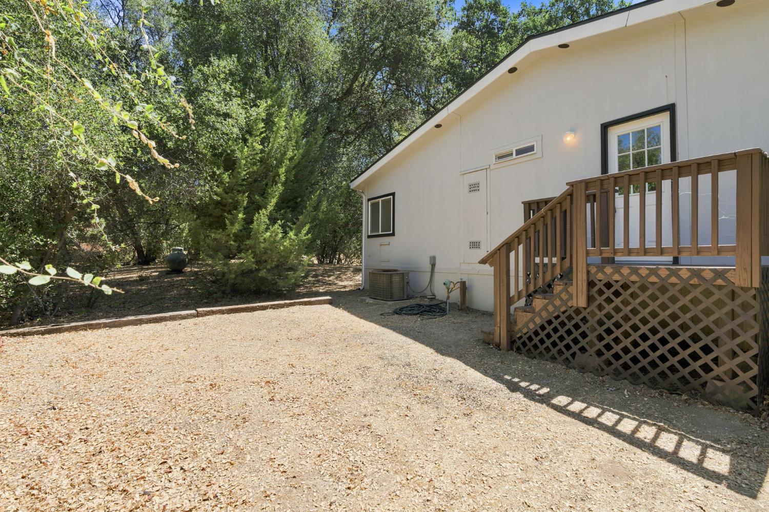 40869 Road 425a