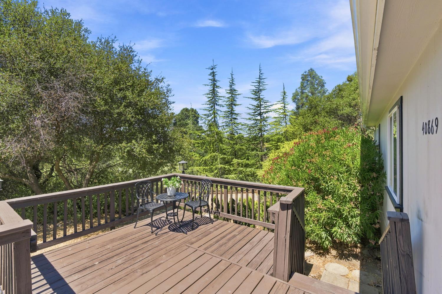 40869 Road 425a
