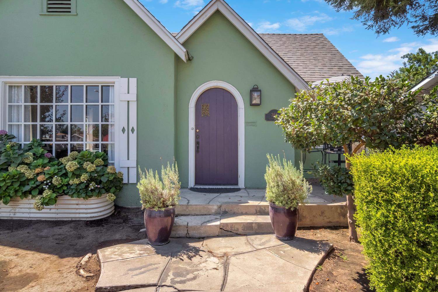 366 E Olive Avenue
