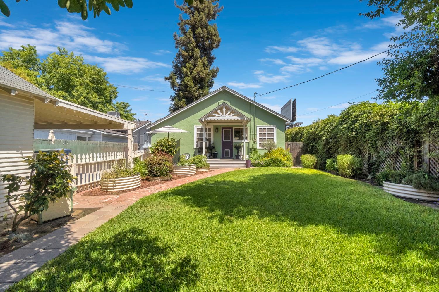 366 E Olive Avenue