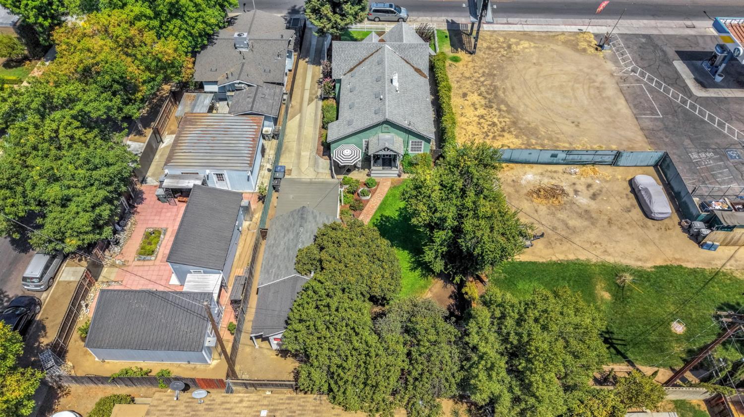 366 E Olive Avenue