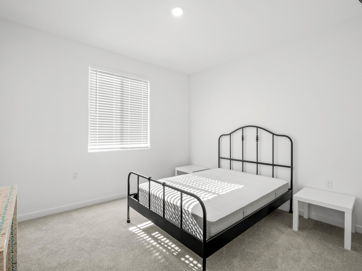 4225 Hampton Way