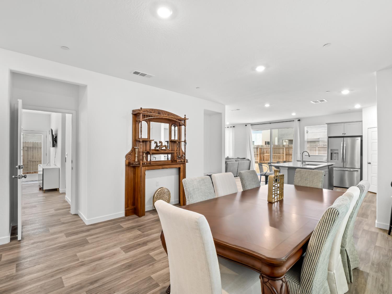 4225 Hampton Way