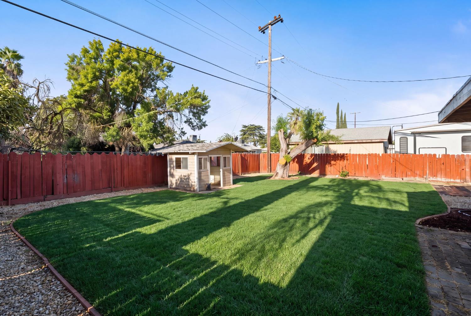 4012 E Clinton Avenue