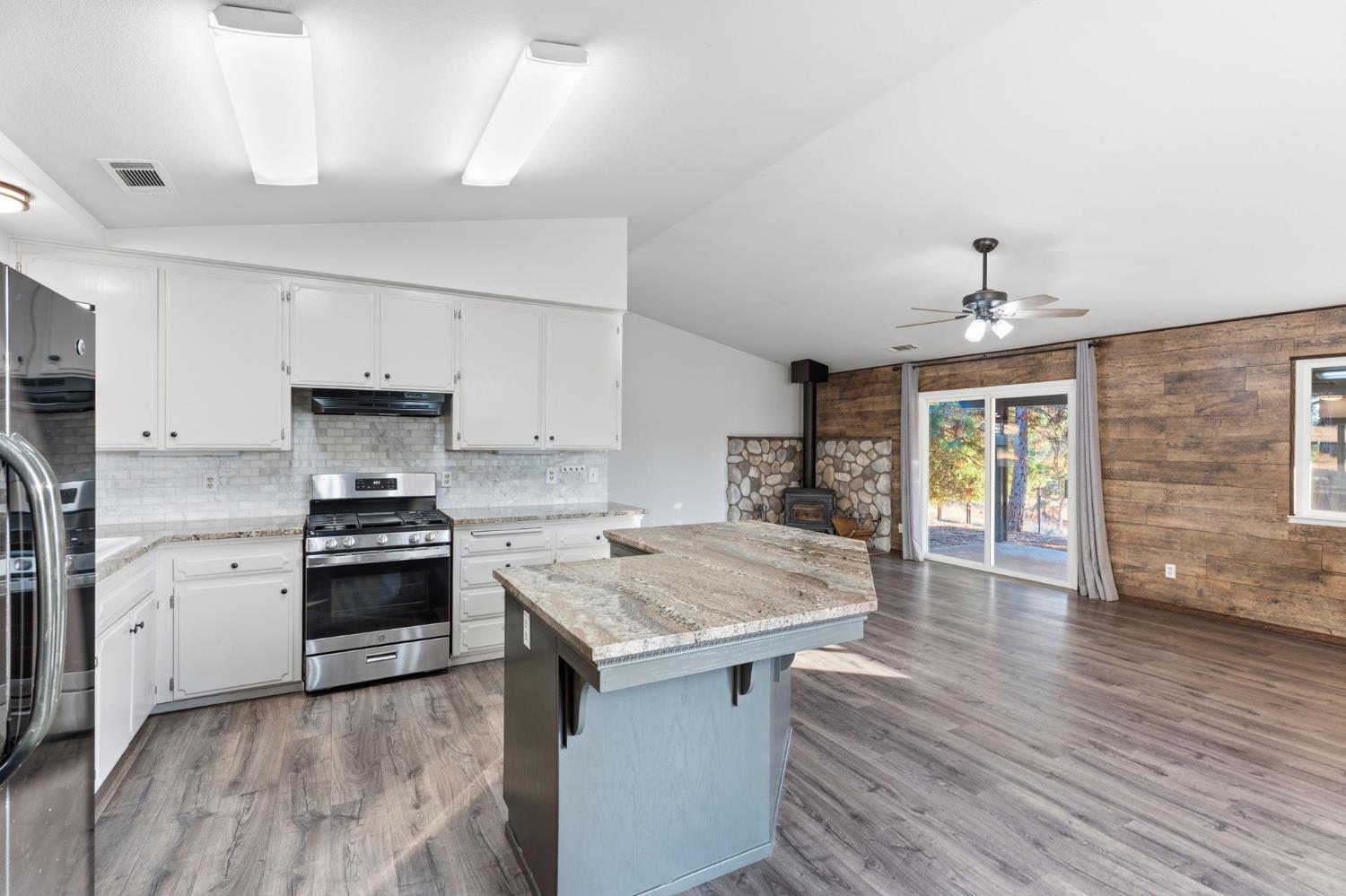 31798 Quartz Mountain Rd