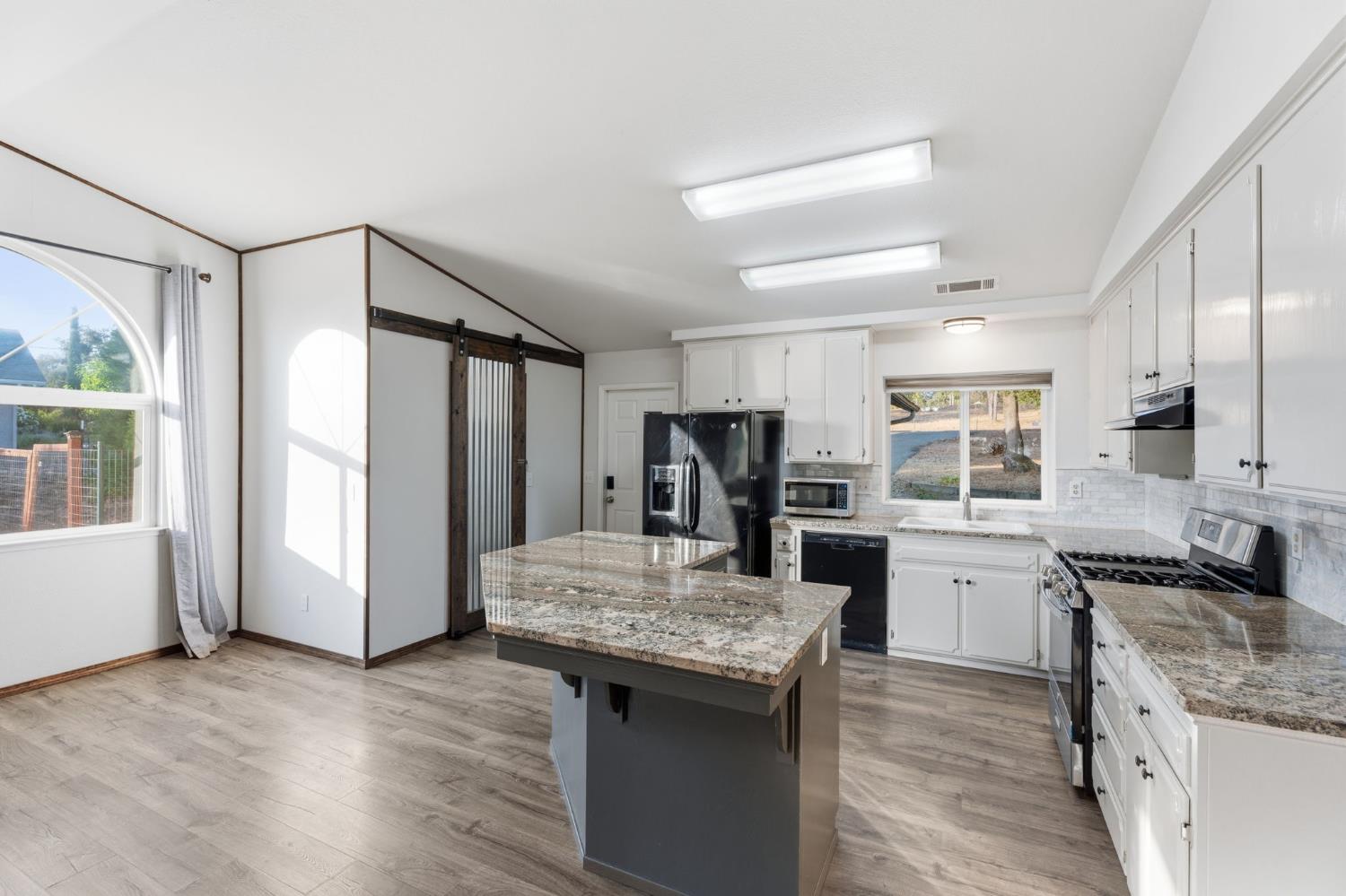 31798 Quartz Mountain Rd