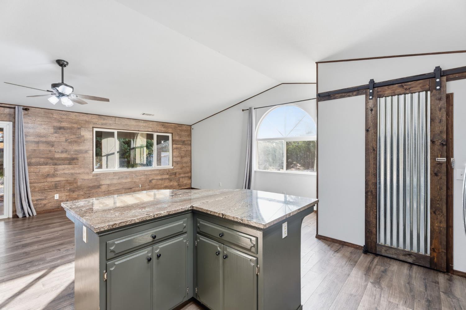31798 Quartz Mountain Rd