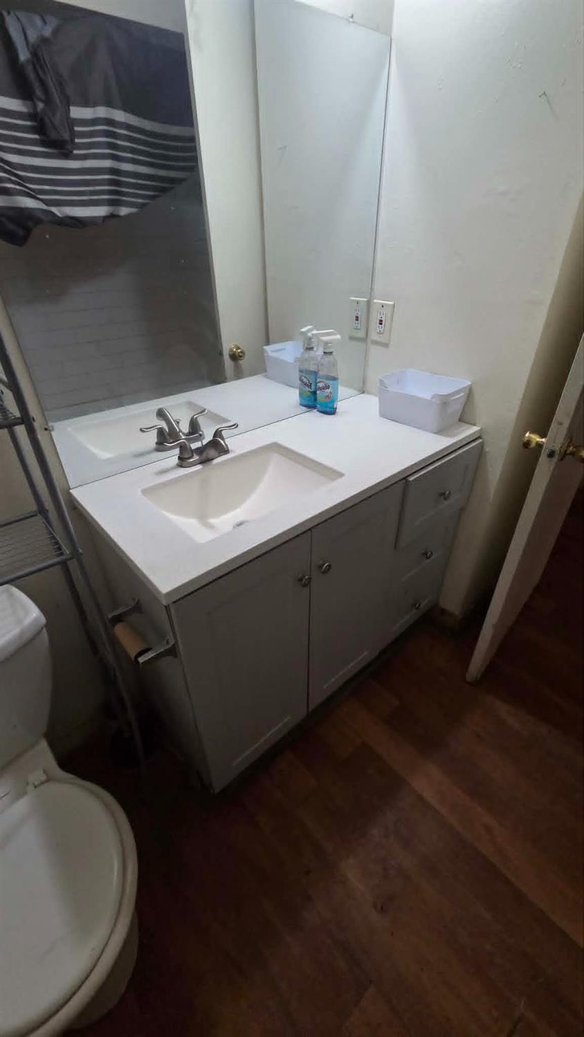 1221 N Peach Avenue # 129