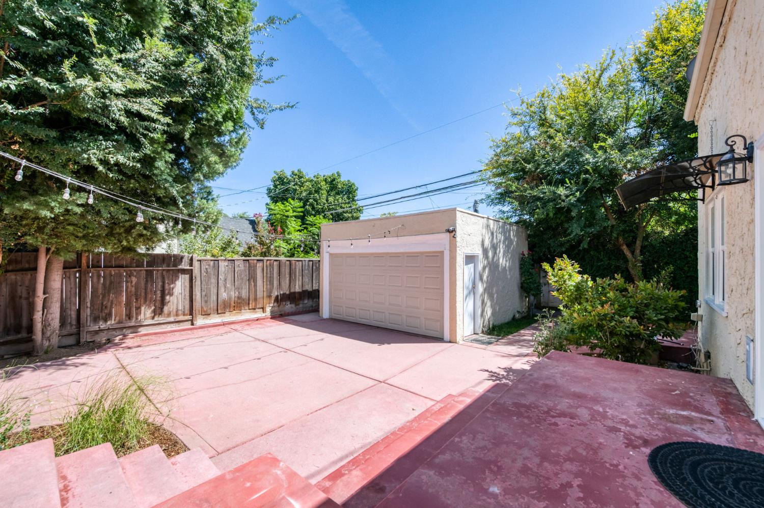 536 E Clinton Avenue