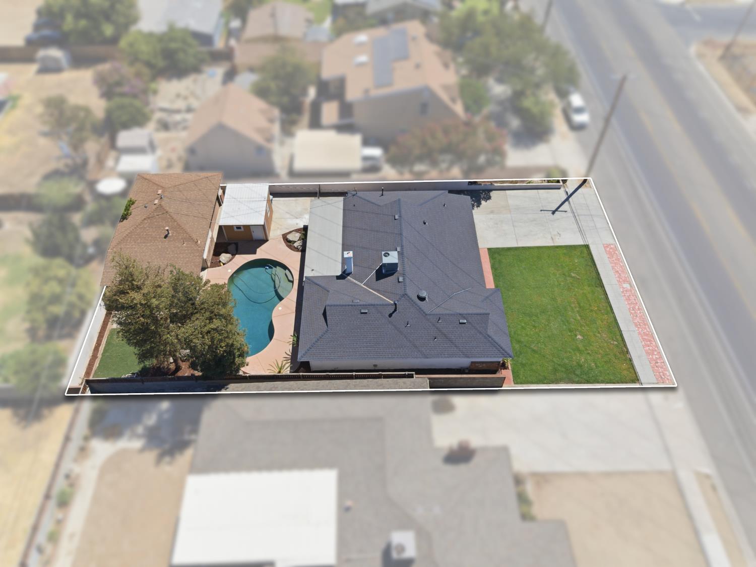 2146 N Maple Avenue