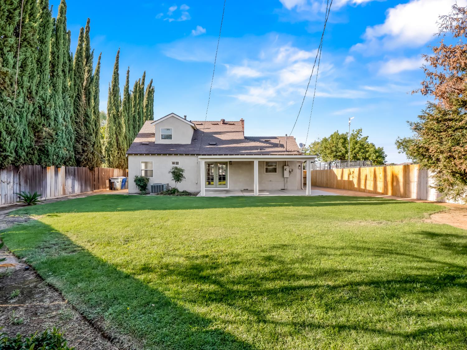 2044 E Sierra Madre Avenue
