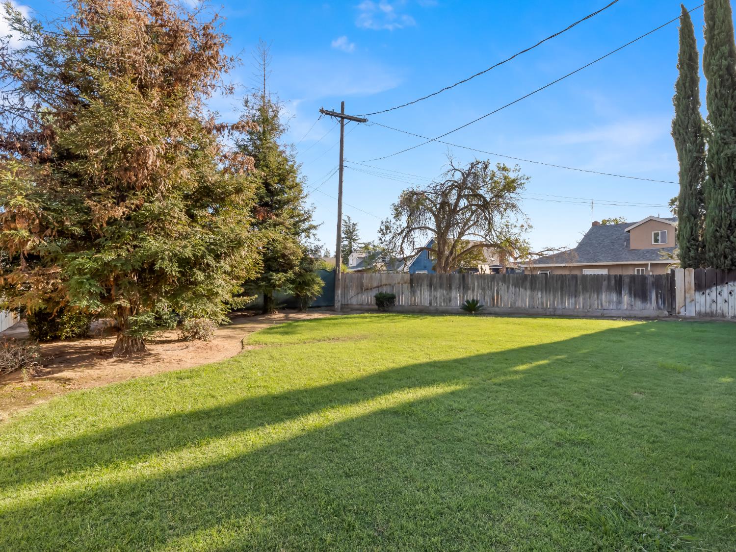 2044 E Sierra Madre Avenue