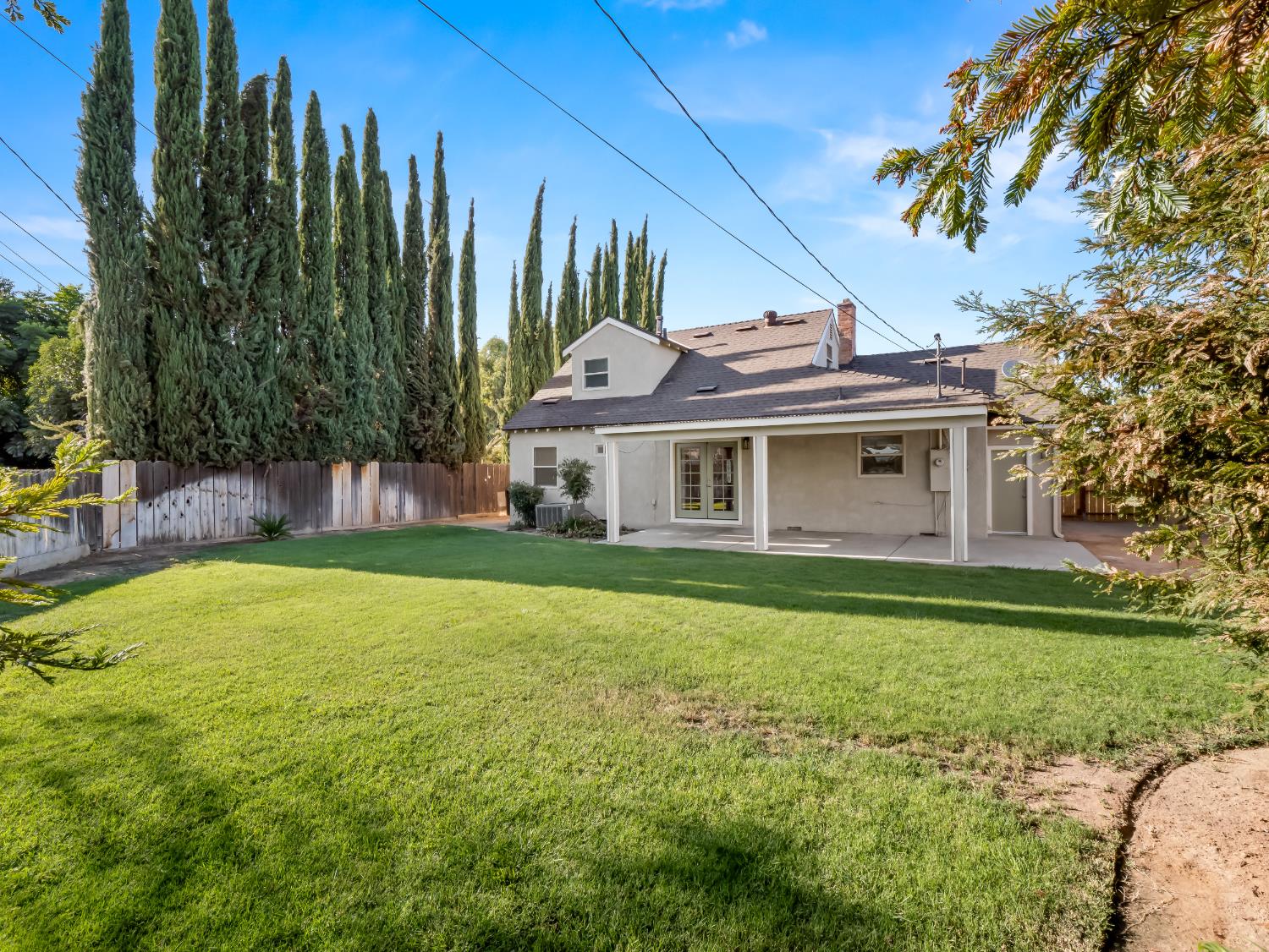 2044 E Sierra Madre Avenue