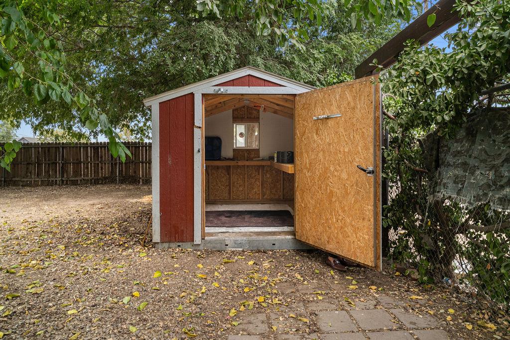 209 N Diana Street