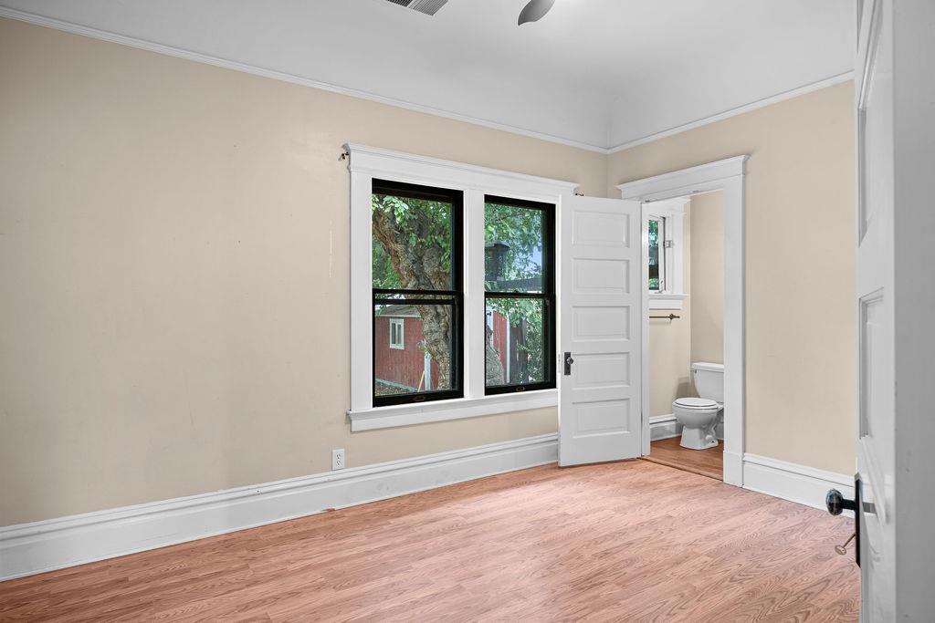 209 N Diana Street