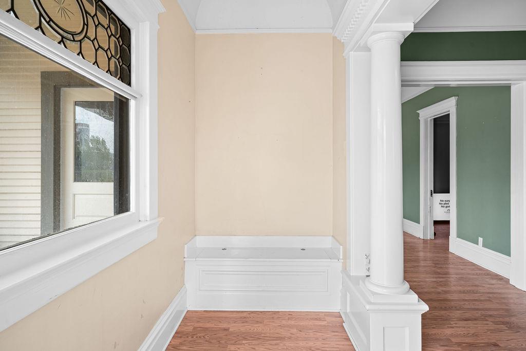 209 N Diana Street
