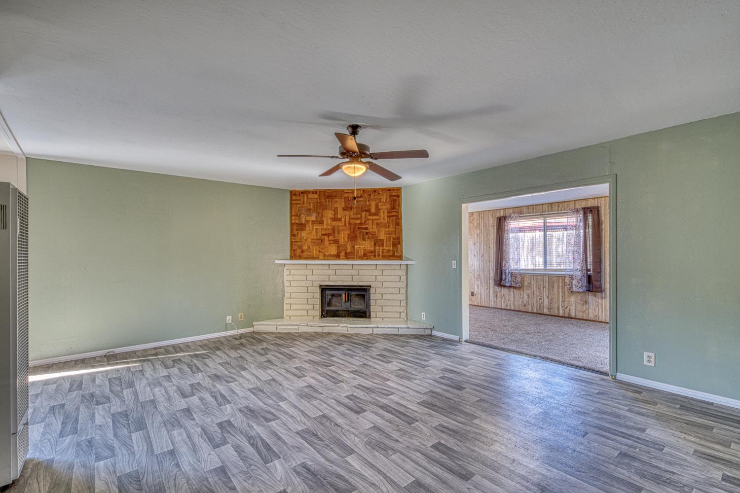 290 Carnoble Dr