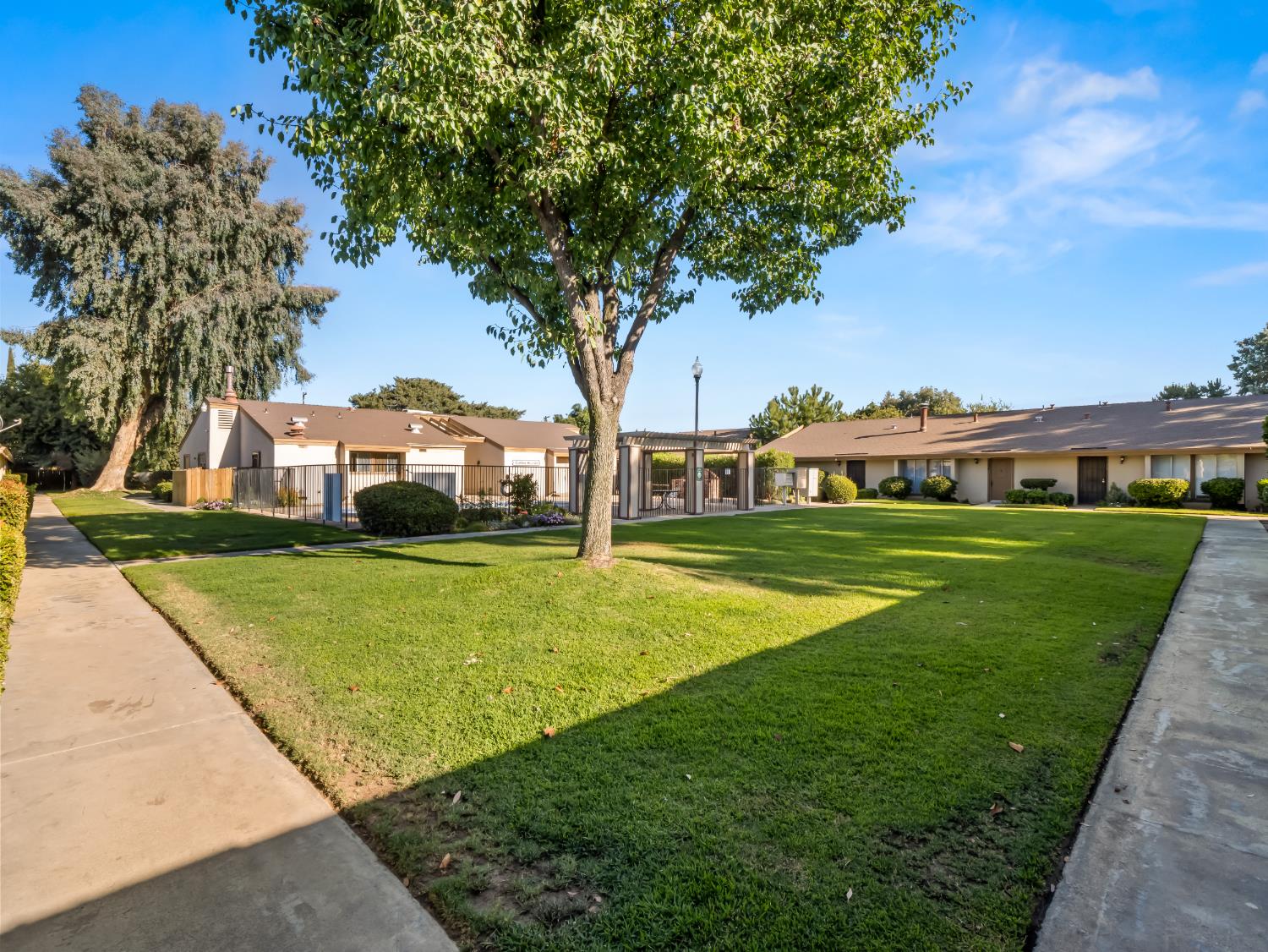 4654 N Chestnut Avenue # 135