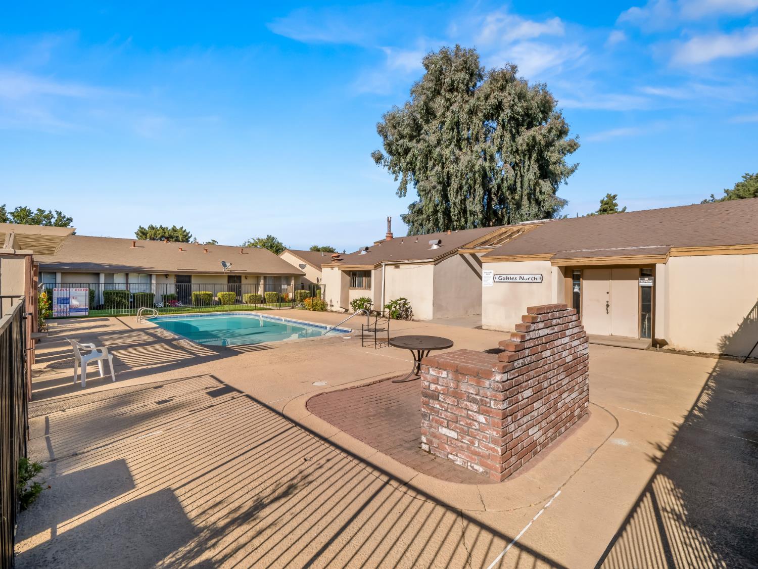 4654 N Chestnut Avenue # 135