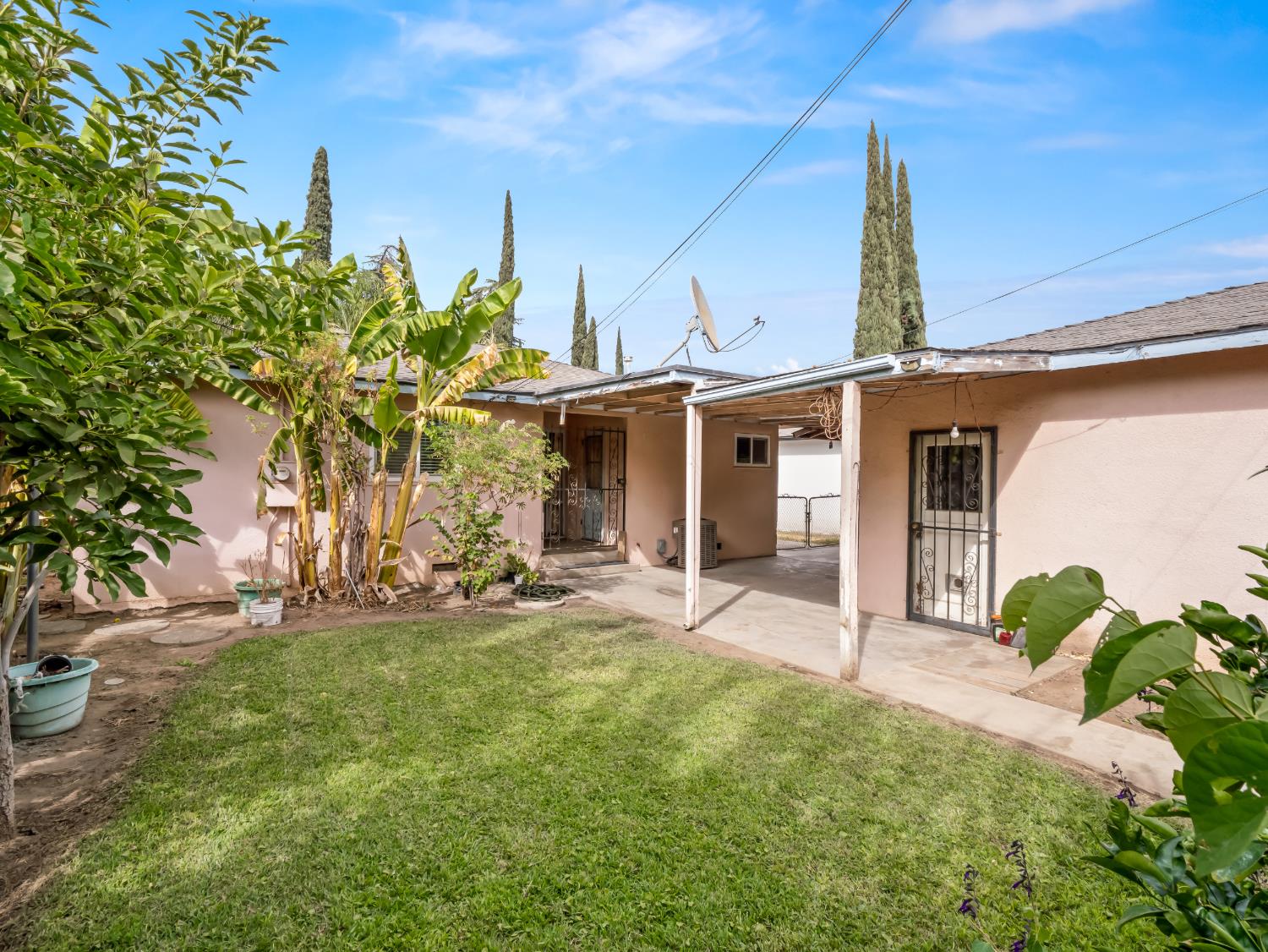 2014 E Simpson Avenue E