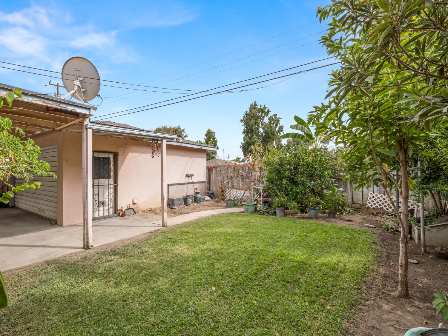 2014 E Simpson Avenue E