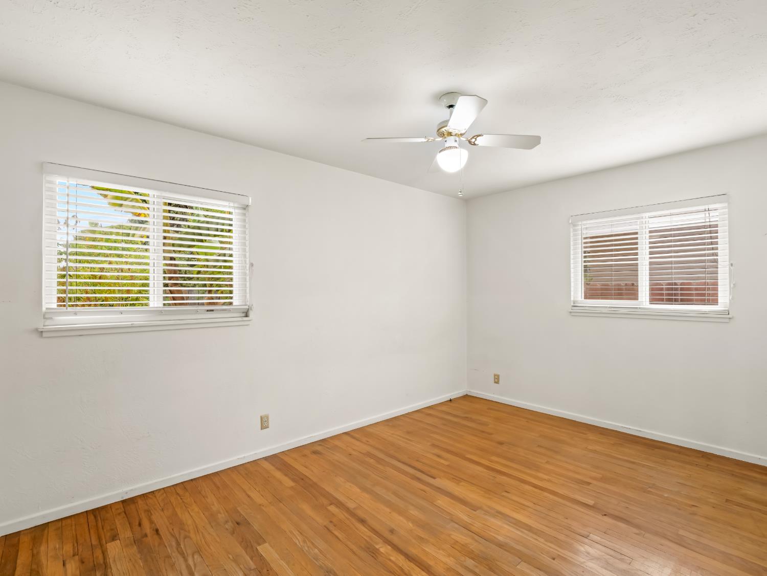 2014 E Simpson Avenue E