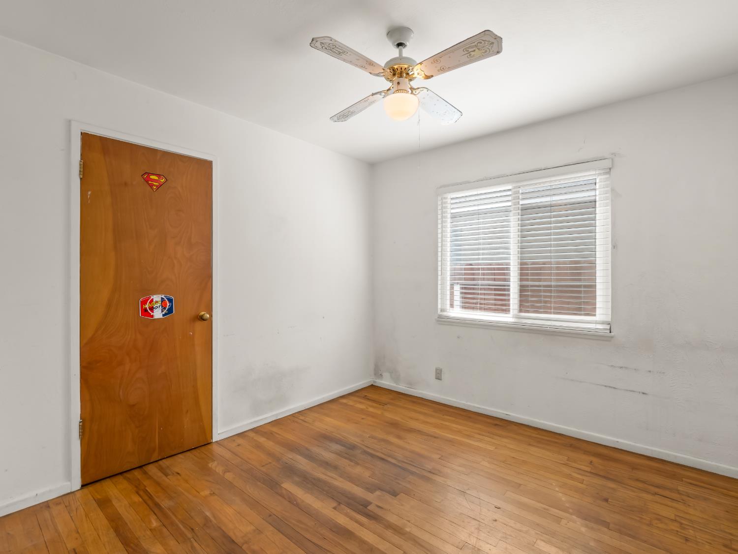 2014 E Simpson Avenue E