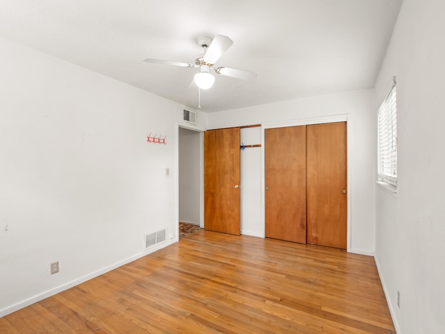2014 E Simpson Avenue E