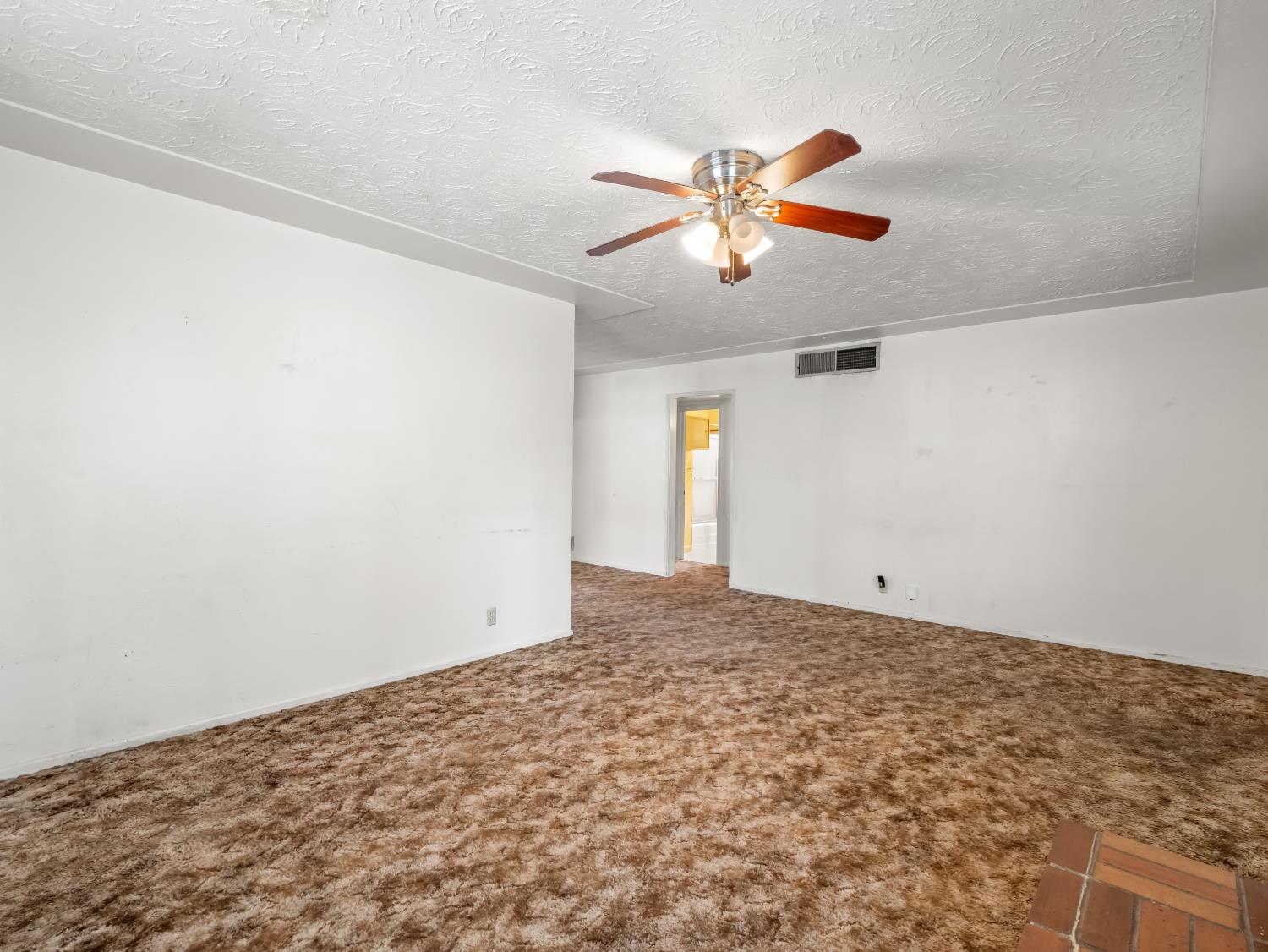 2014 E Simpson Avenue E
