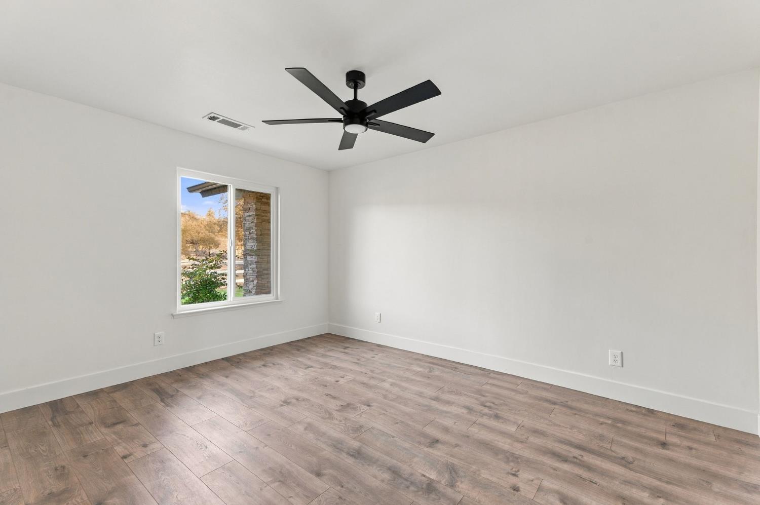 26882 Road 400