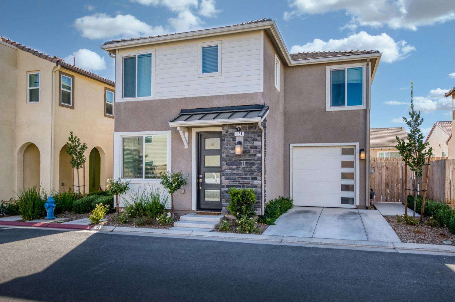 164 Arbor Drive S