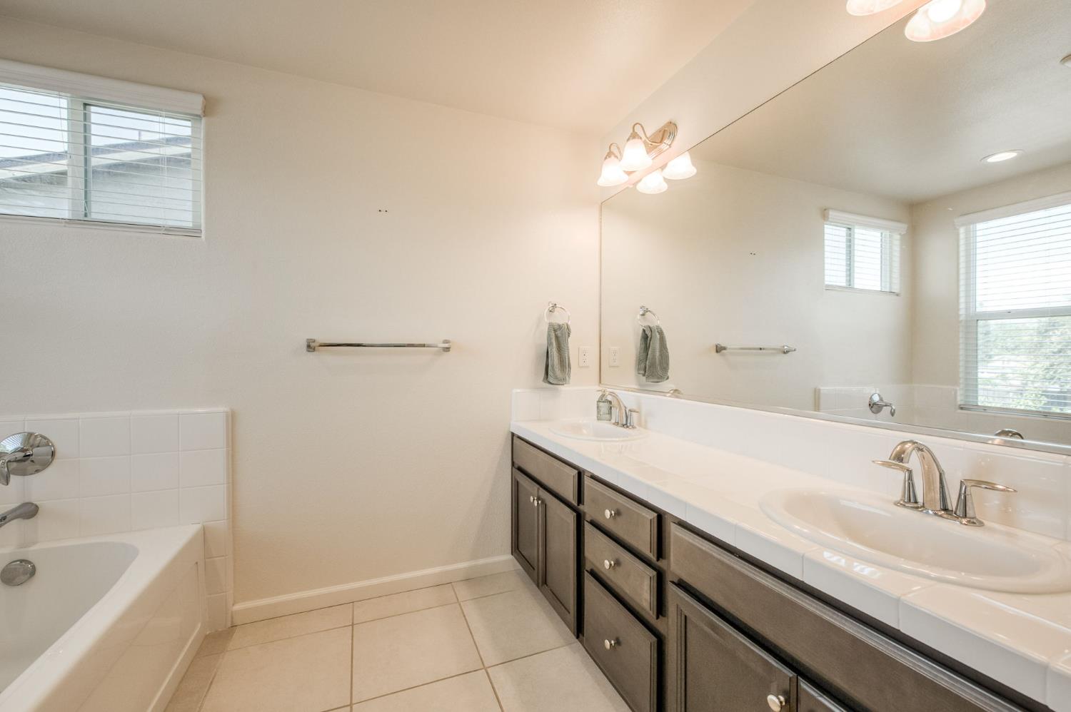 5438 W Santa Barbara Drive