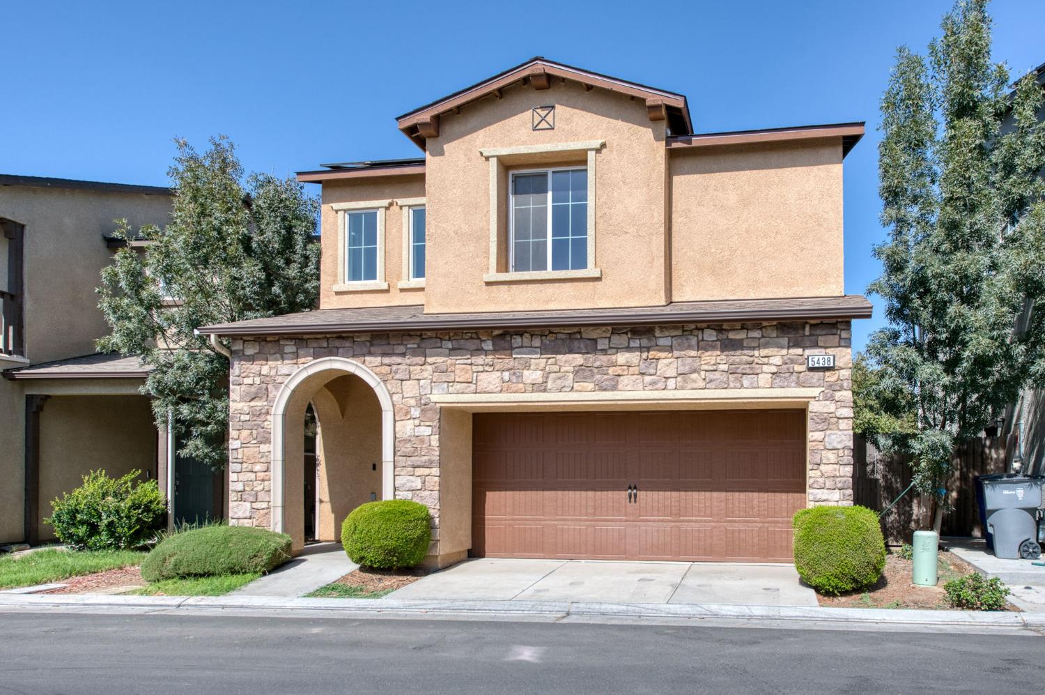 5438 W Santa Barbara Drive