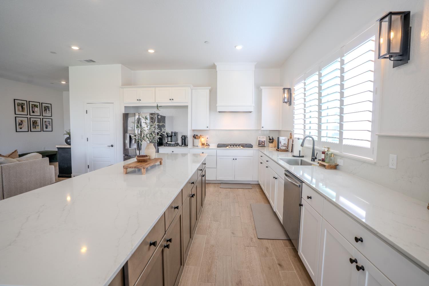 812 Traverse Drive S