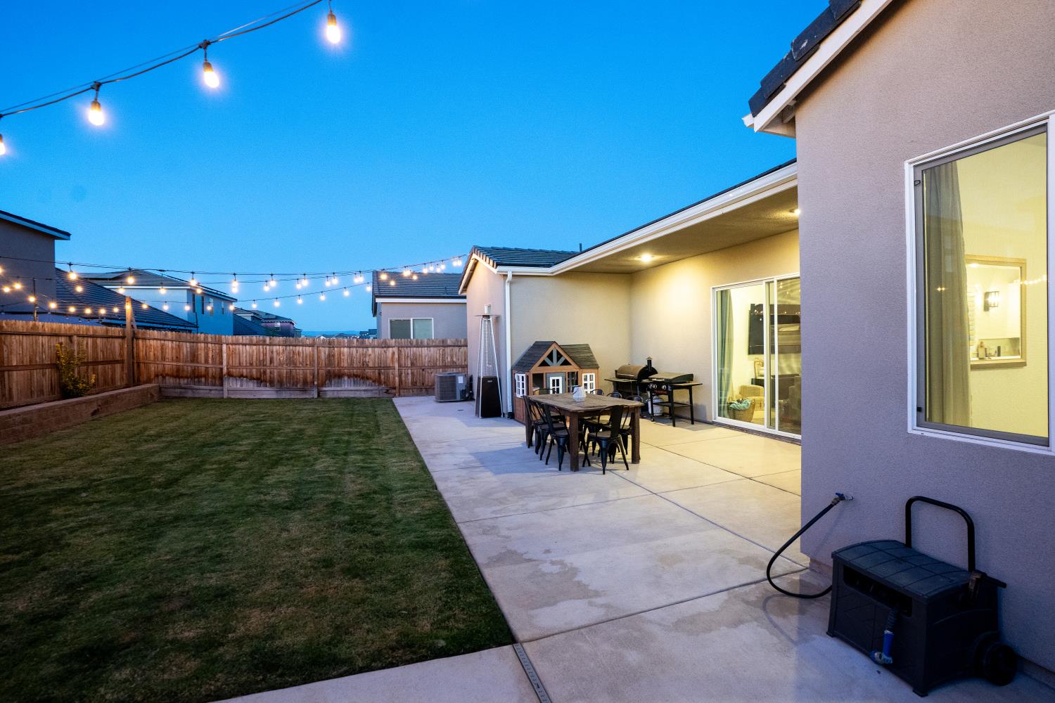 812 Traverse Drive S