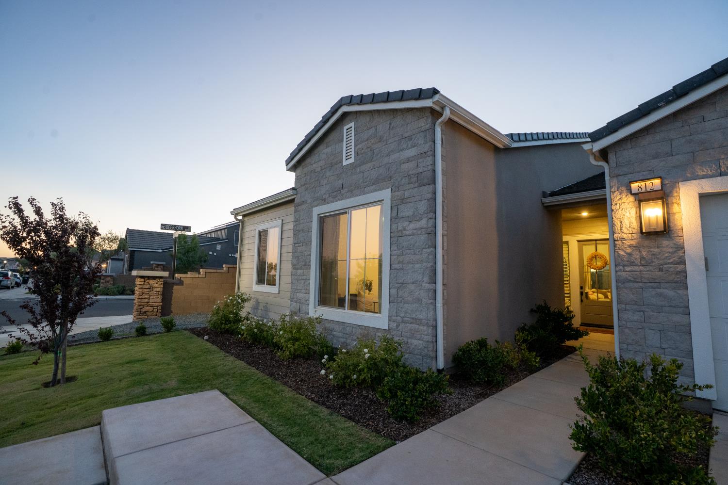 812 Traverse Drive S