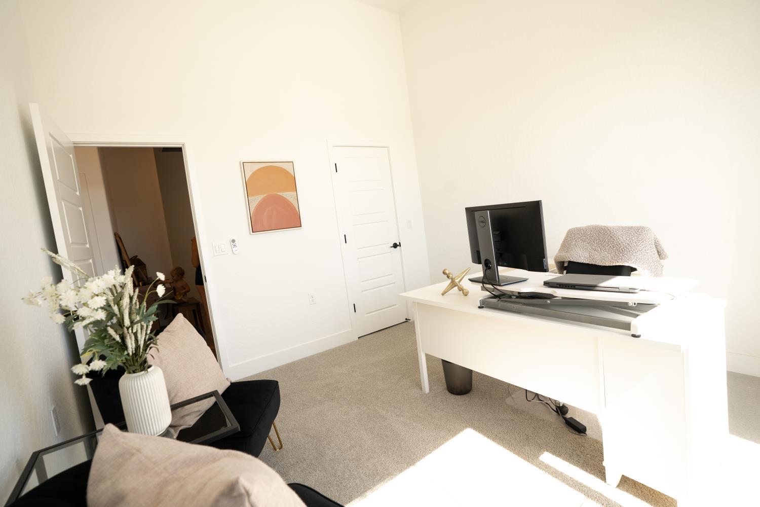 812 Traverse Drive S