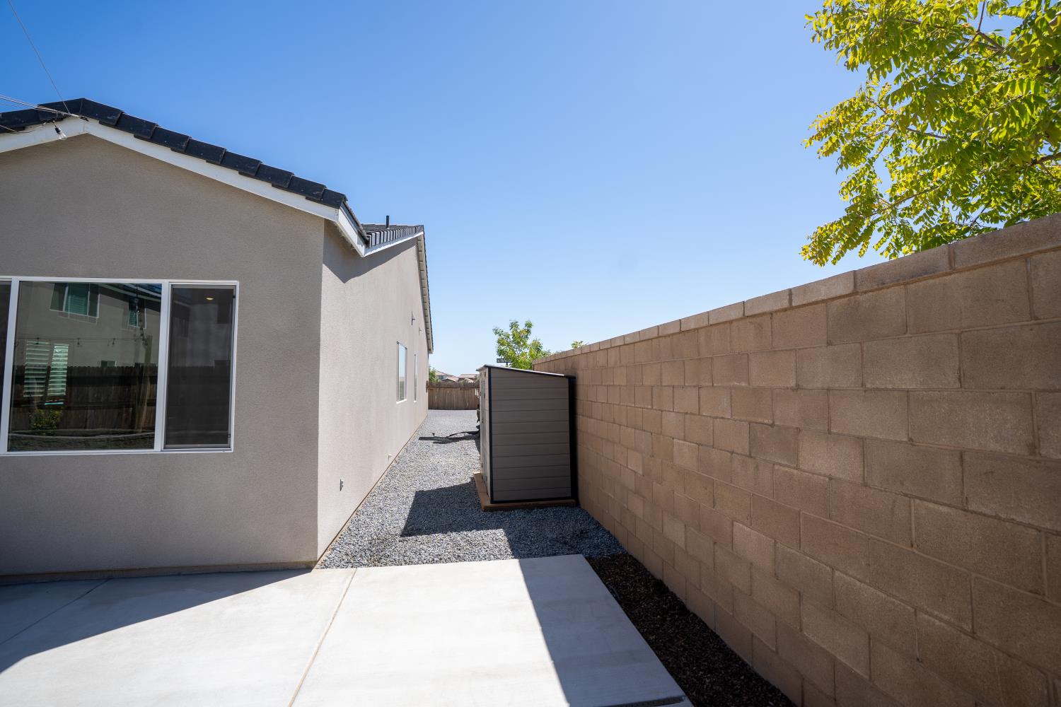 812 Traverse Drive S