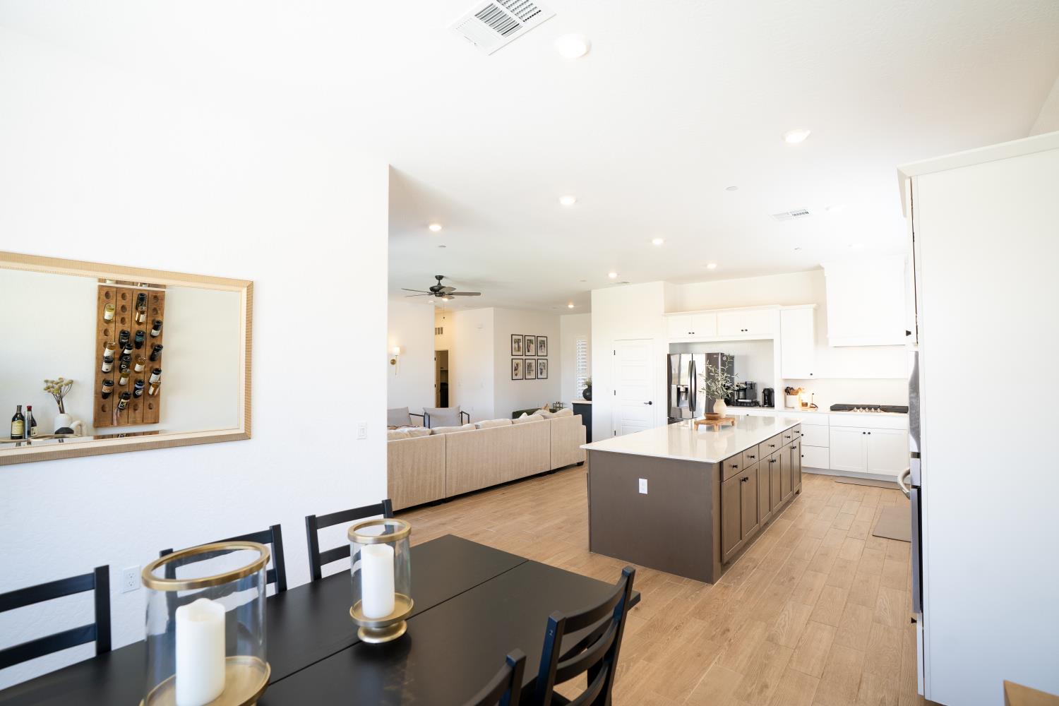 812 Traverse Drive S