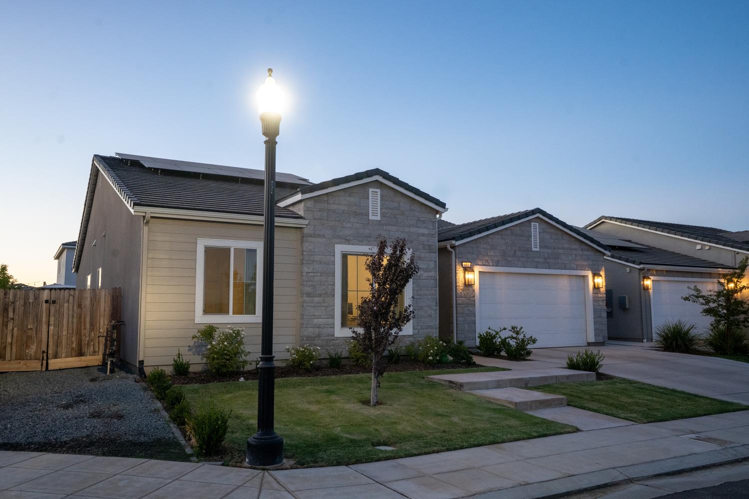 812 Traverse Drive S