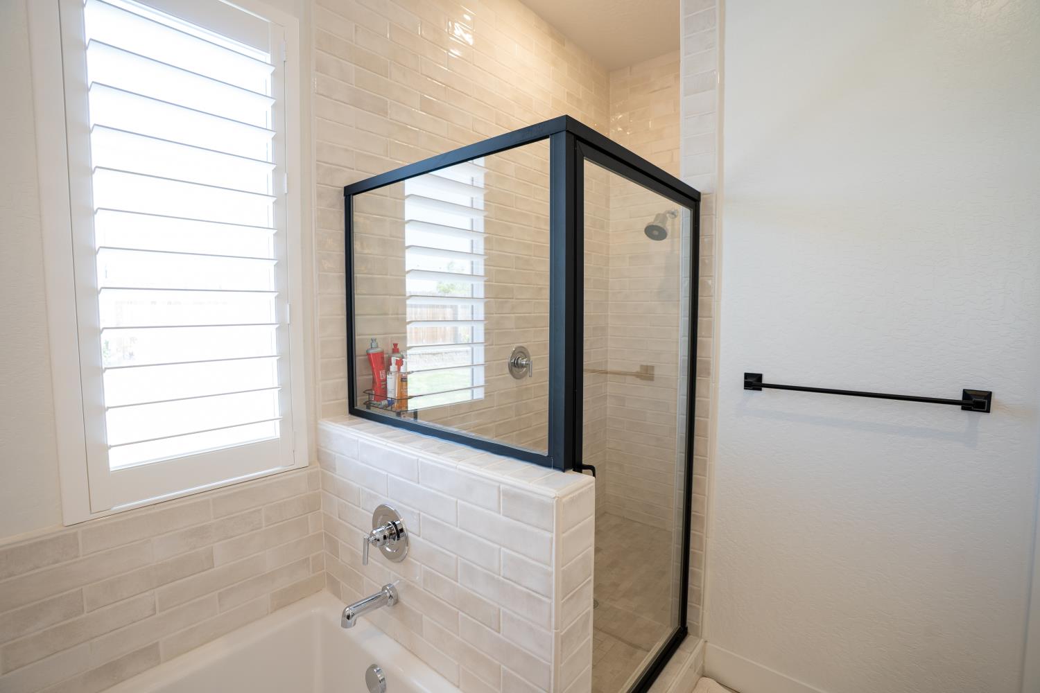 812 Traverse Drive S