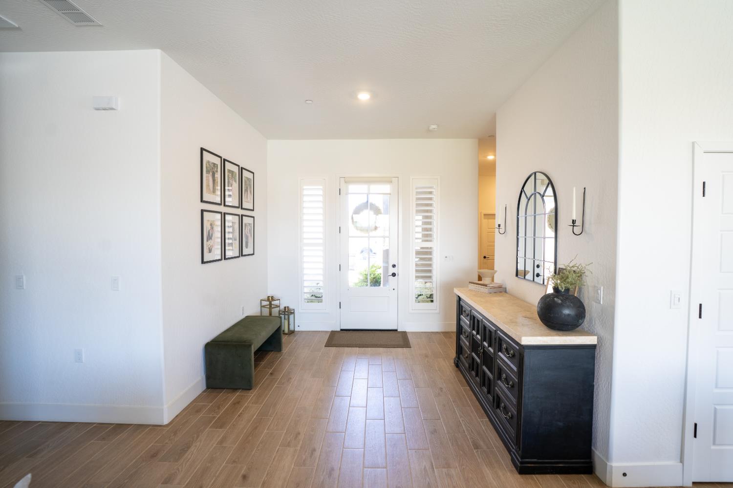 812 Traverse Drive S